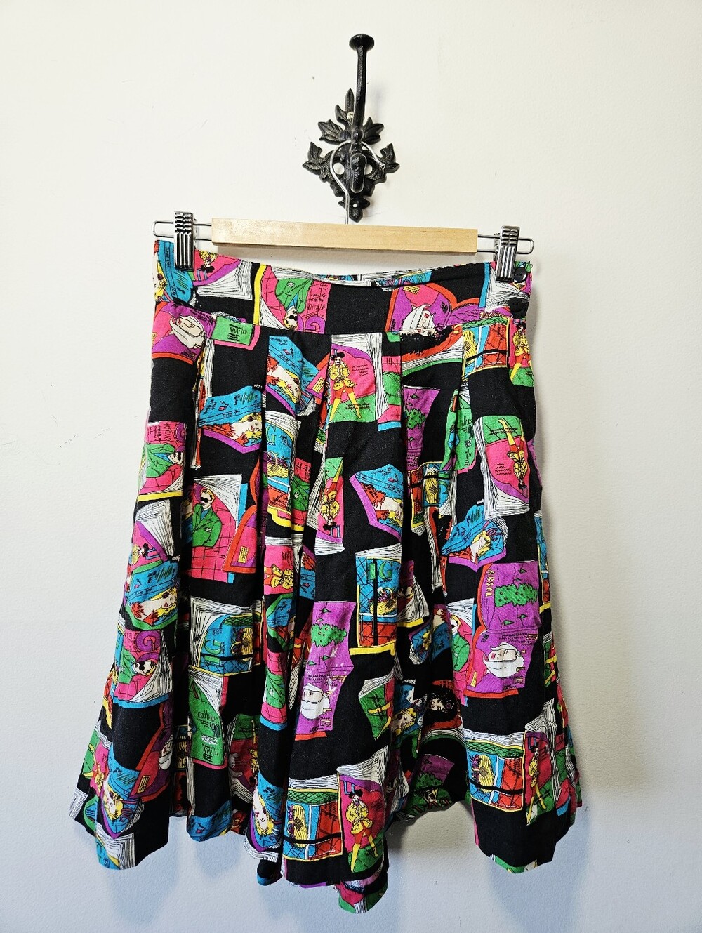 Vintage 80s Two Roads Pop Art Shorts Size M High Rise Flowy Colorful Vogue - Picture 2 of 6